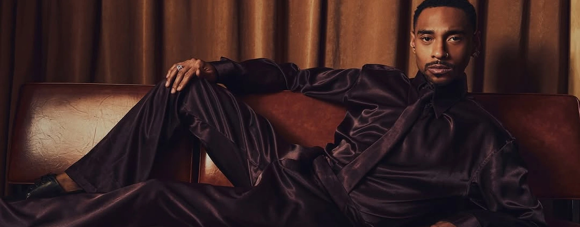 How the Signature Lean Back Became an R&B Album Cover Staple