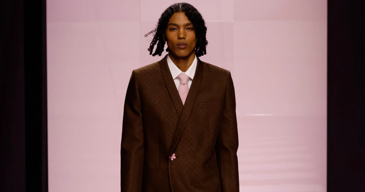 Louis Vuitton Fall-Winter 2025: A Vision of Phriendship, Futurism