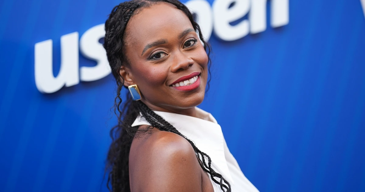 Caribbean Heritage Month in Bloom: How Melissa Koby Brought Black Artistry to Fragrance's Biggest Night - EBONY