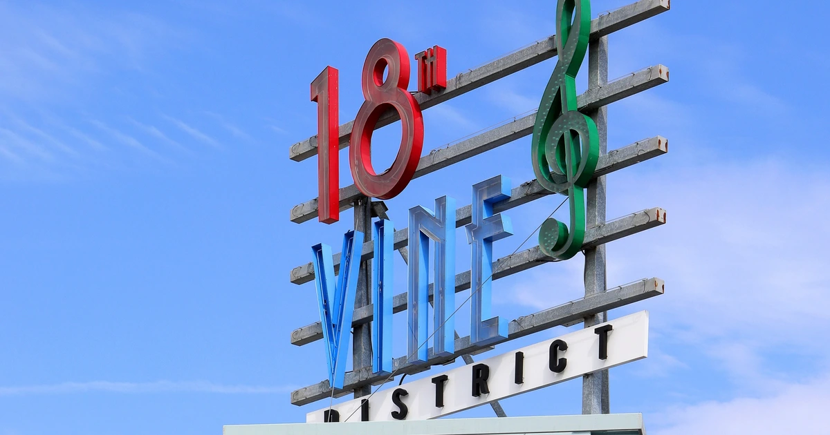 These Black Roadside Attractions Are Worth Pulling Over For - EBONY
