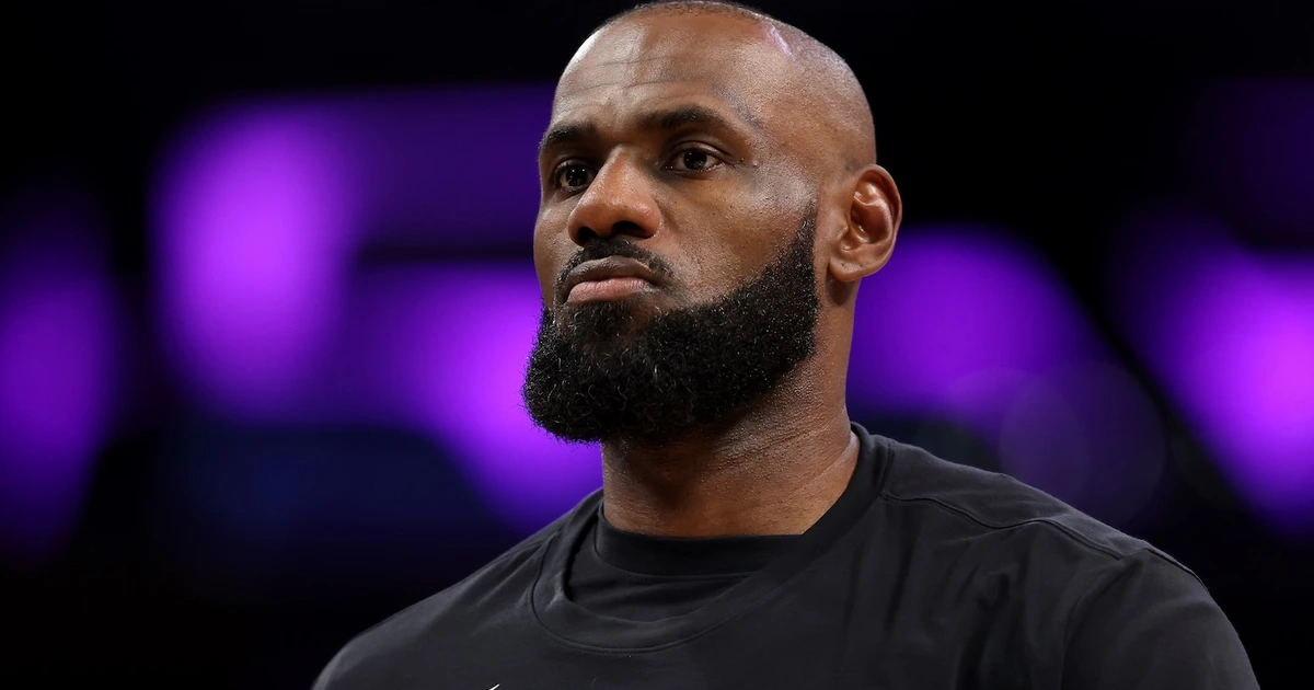 LeBron Joins Philly: Chasing Title & Legacy