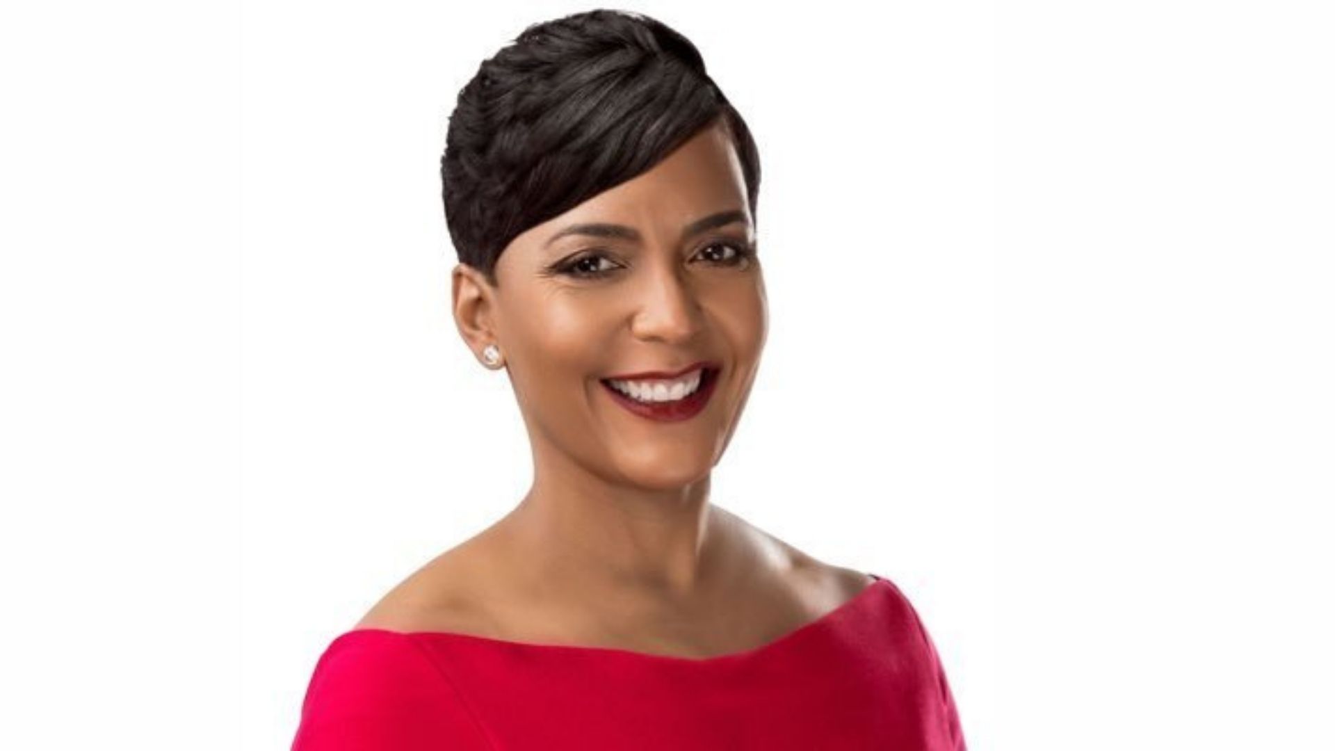 The State of US: Keisha Lance Bottoms Wins Georgia’s Democratic Nod for Governor, Black Teen Killed, ‘Roots’ Pulled From Shelves and More
