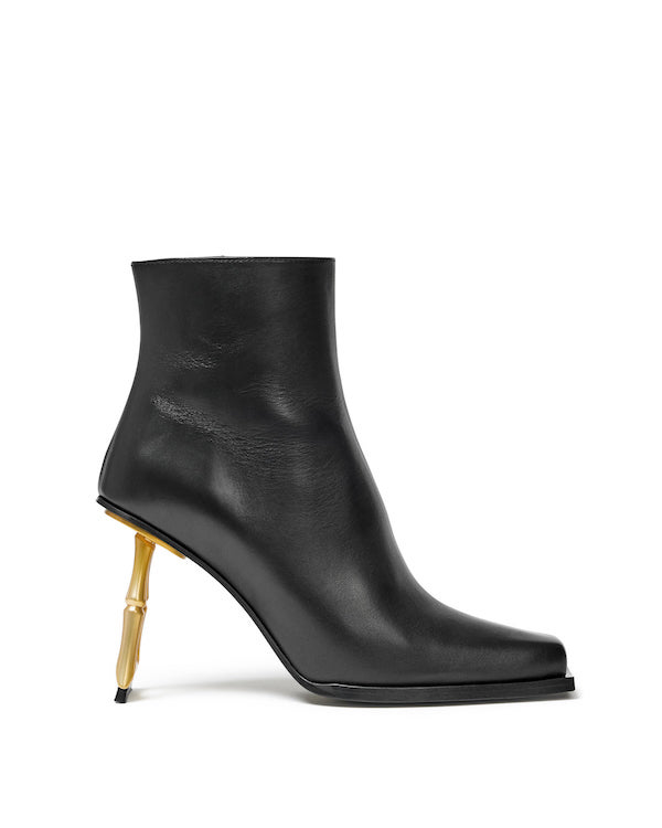 Handbag Designer Brandon Blackwood Launches Footwear - EBONY display picture 1