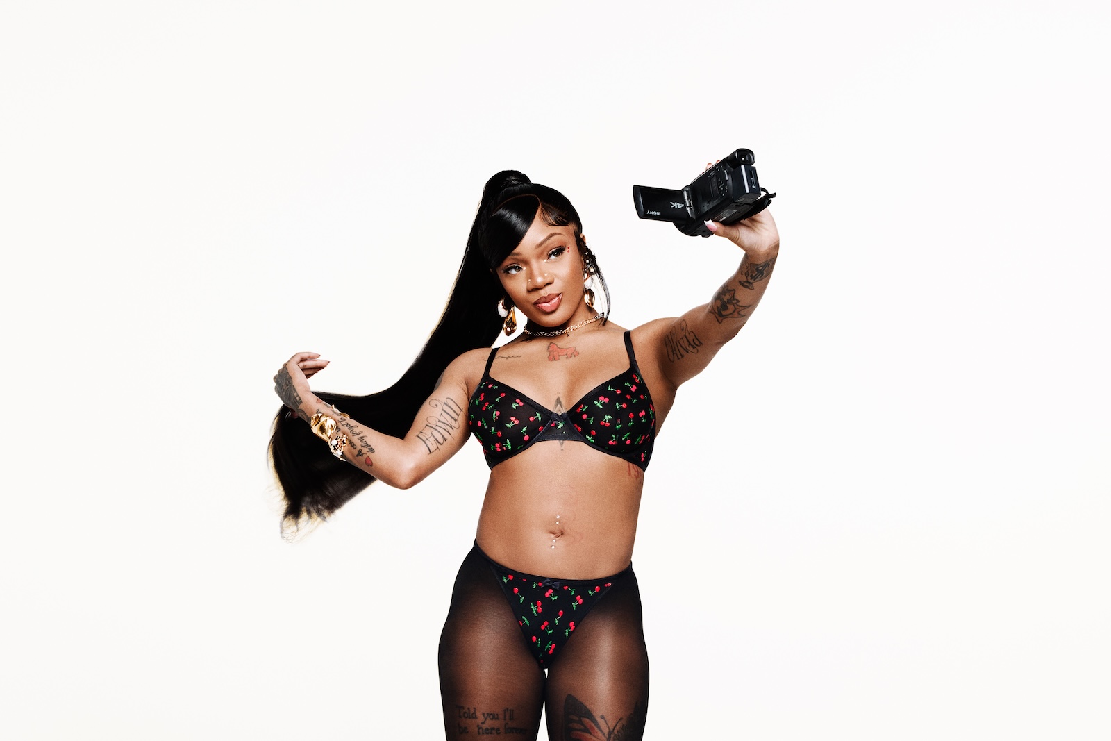 GloRilla Becomes the First Joint Partner Across Fenty’s Fashion & Beauty Brands for Spring 2025