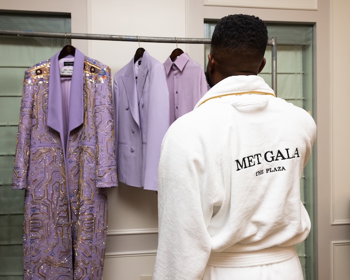 JOHN IMAH GETTING READY: 2025 MET GALA