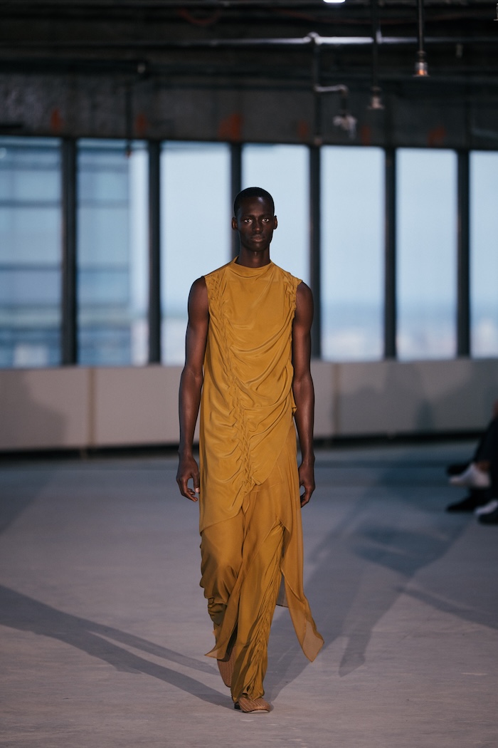 LOOK 21