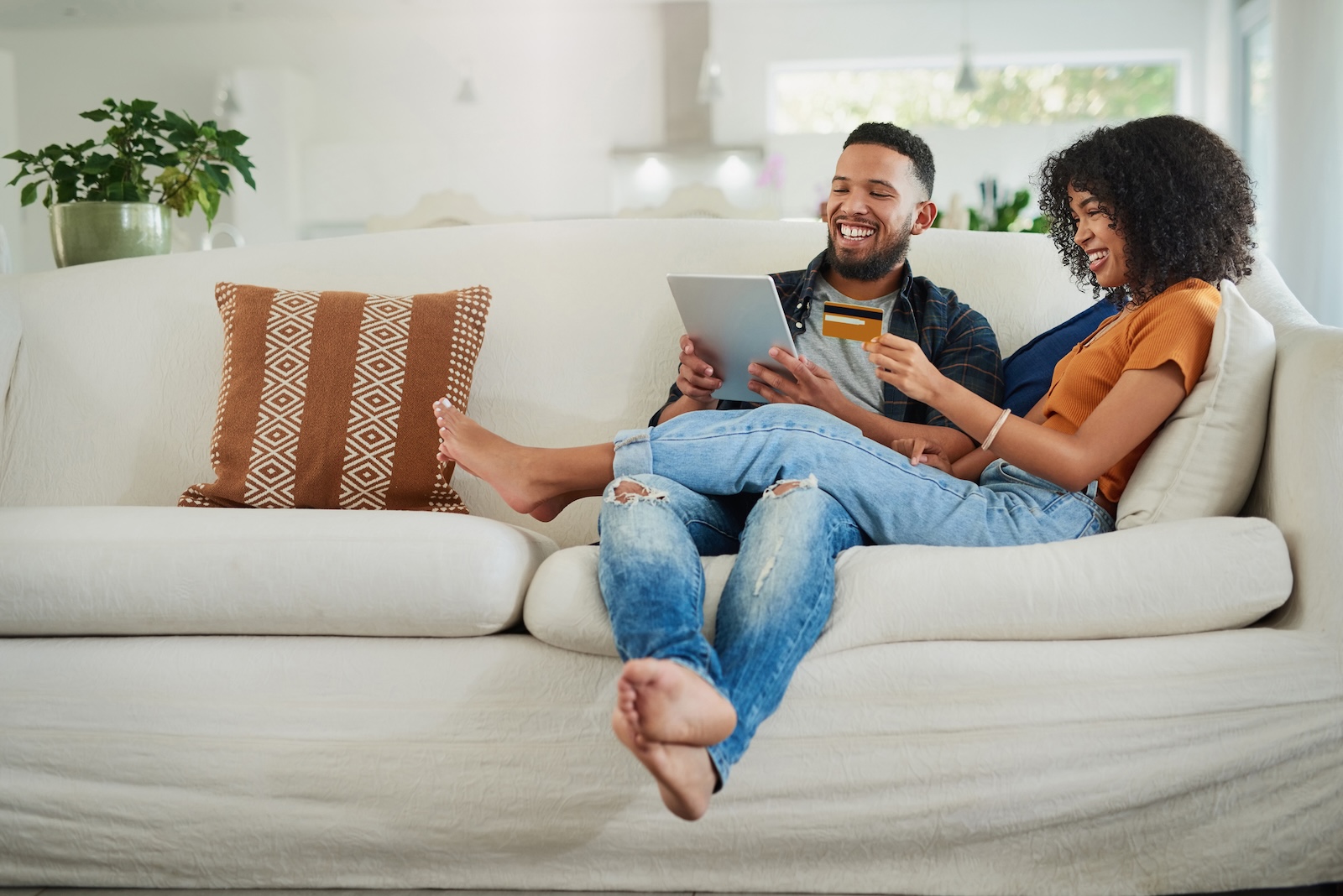 Maximize Your Savings: The Ultimate Guide to Memorial Day Sales on Fashion, Beauty and Home Essentials