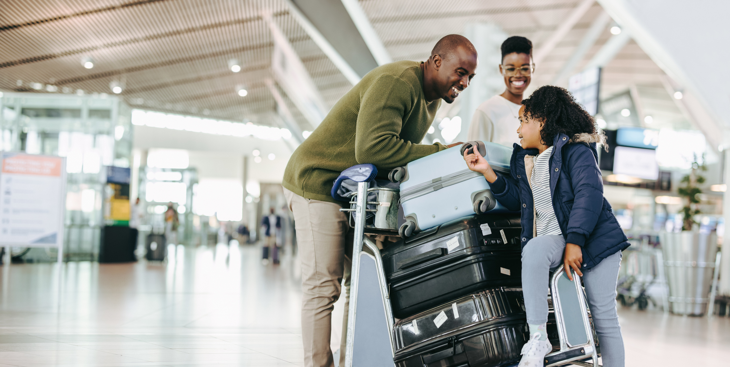 15 Amazon Must-Haves For Country Hopping in Europe this Summer