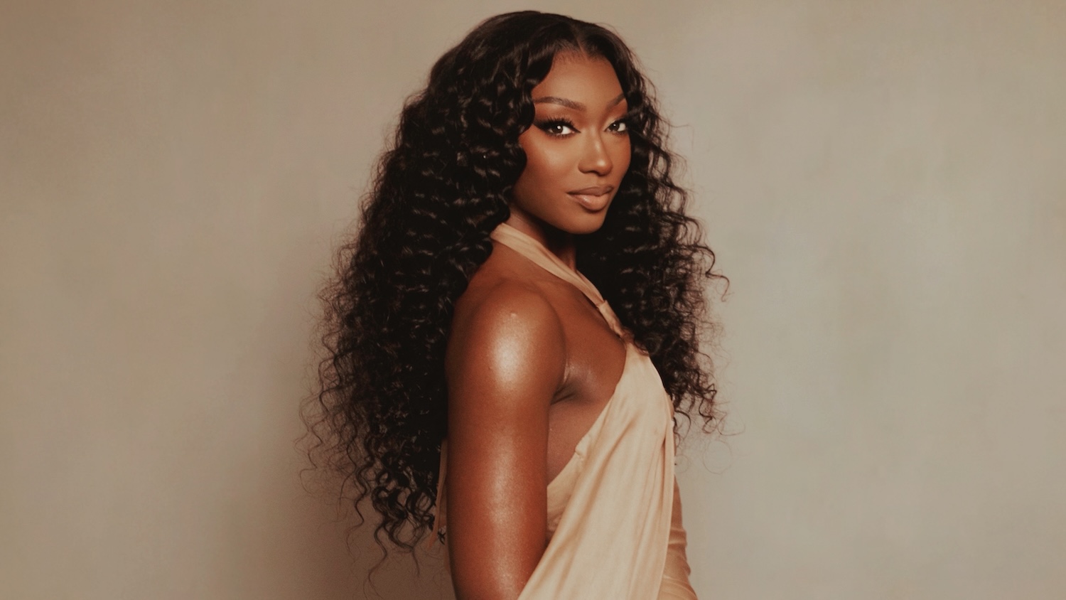 ‘Love Island USA’ Star Aniya Harvey Talks Lessons Learned and Life After the Villa — EBONY Exclusive